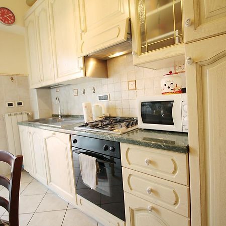 Monteverde Bright Apartment With Garage Rome Exterior photo