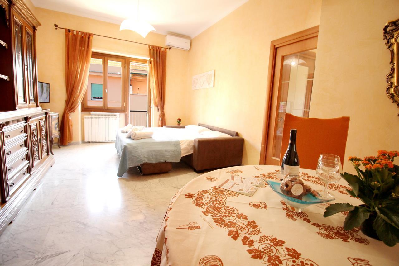 Monteverde Bright Apartment With Garage Rome Exterior photo